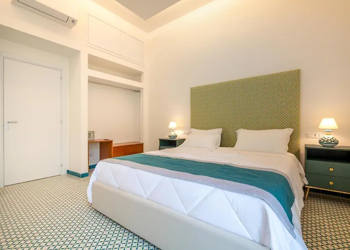 Anfora Romana - Centro Sorrento